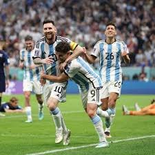 C罗备战2026世界杯的定妆照曝光